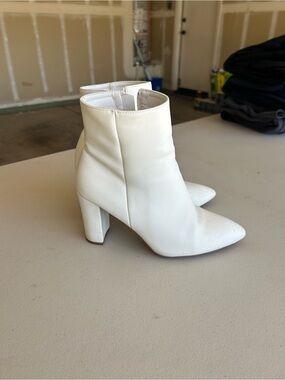 White Women's Pointed Toe Block Heel Ankle Boots